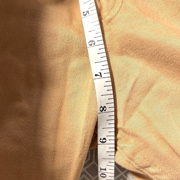 🎉HP🎉VTG Levi’s,Mid-Rise,Flared Leg, Excellent Condition,Absolutely Amazing Fit - Picture 8 of 15